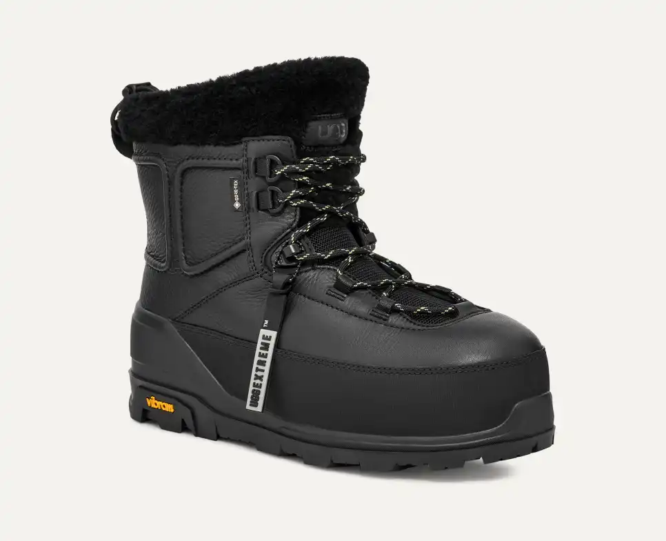 All Gender Shasta Mid Boot