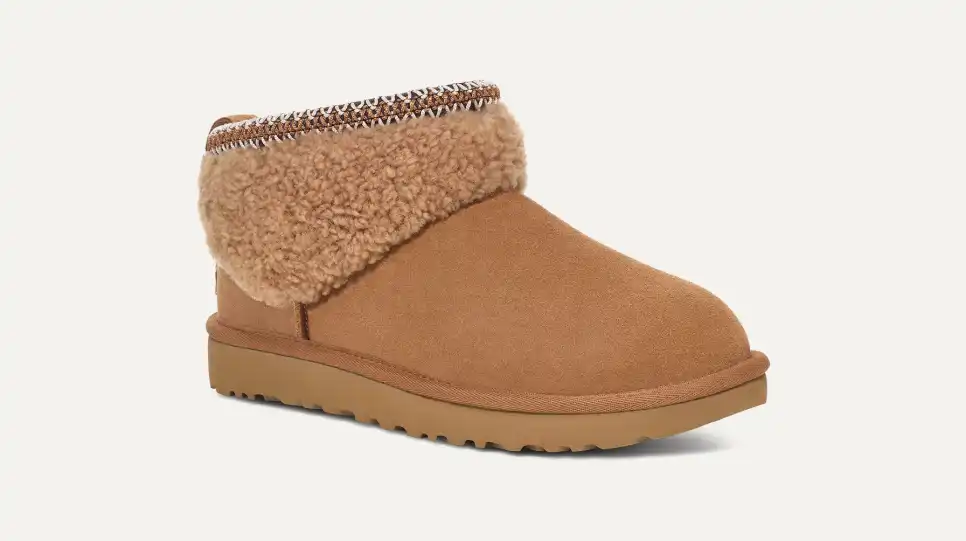 Women's Classic Ultra Mini Maxi Curly Boot